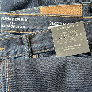 Men’s NWT BR Heritage jeans, dark wash, straight fit
